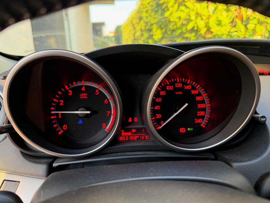 Vand/schimb Mazda 3 1.6 Hatchback 2010