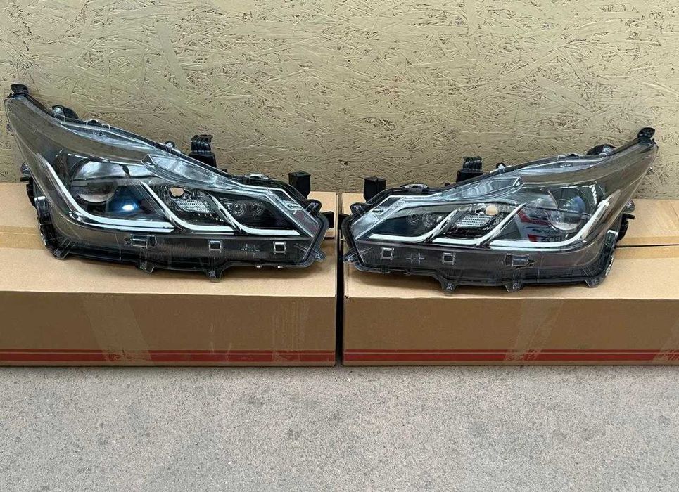 Фара на Тойота Королла 19-/Toyota Corolla 19-