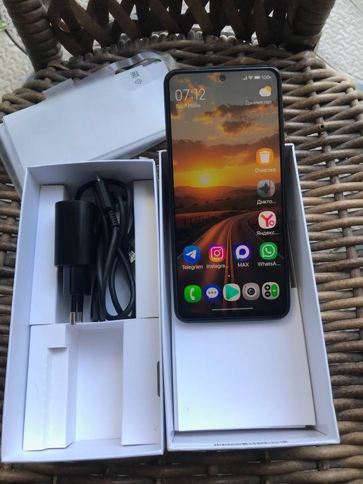 Redmi Note 11s 8+8/128 ideal