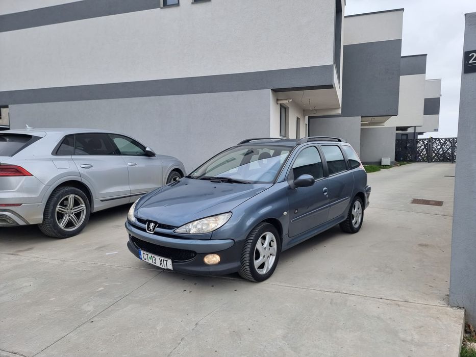 Vand Peugeot 206 motor 1.6 Dissel pret 1250 Euro