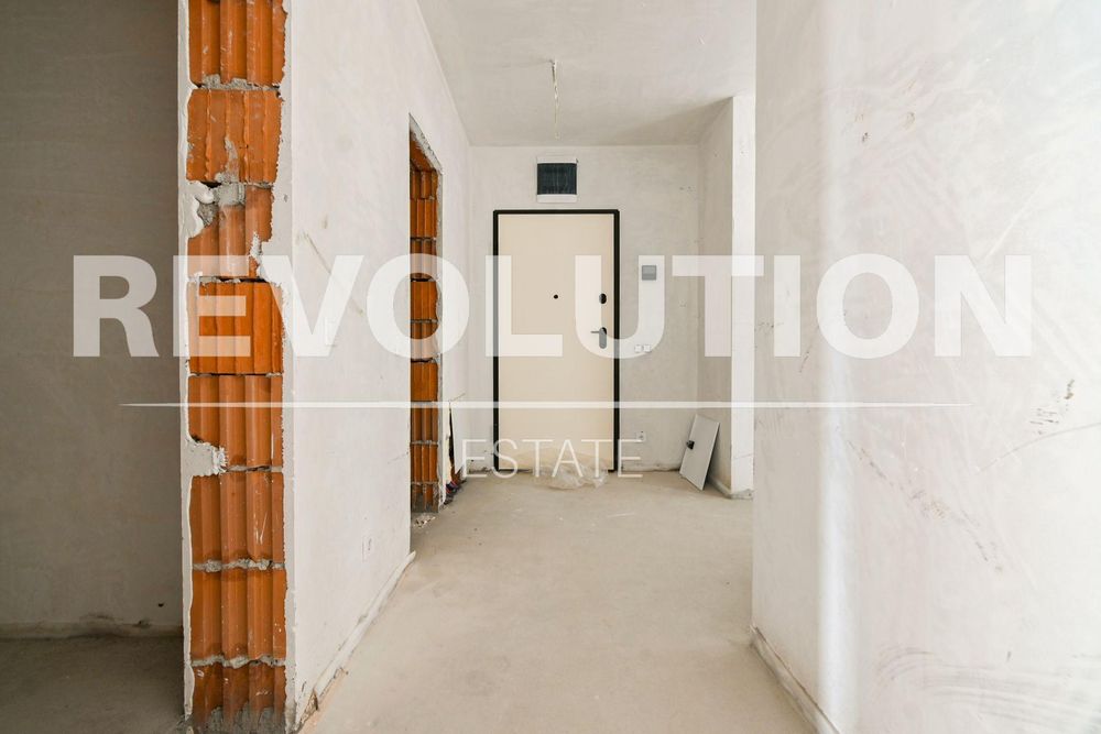 Продава се Тристаен апартамент в София, Красно село - 130 кв.м за 1334 €/кв.м - Снимка #4