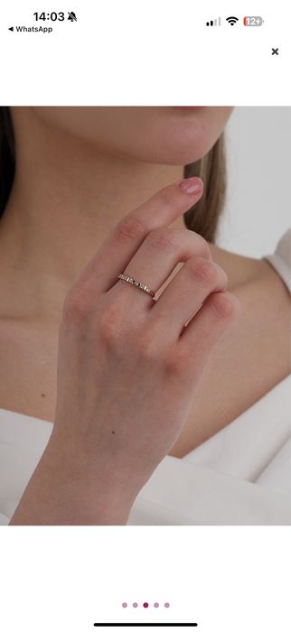 Продам кольцо с бриллиантами