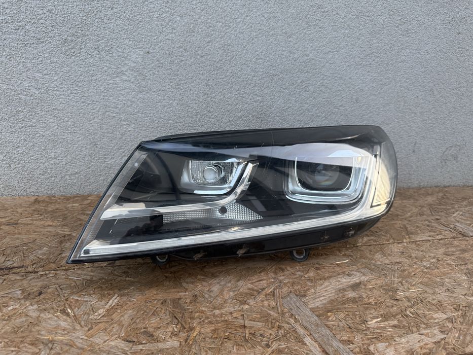 Far stanga VW Touareg 7P Facelift Xenon + LED Original Europa