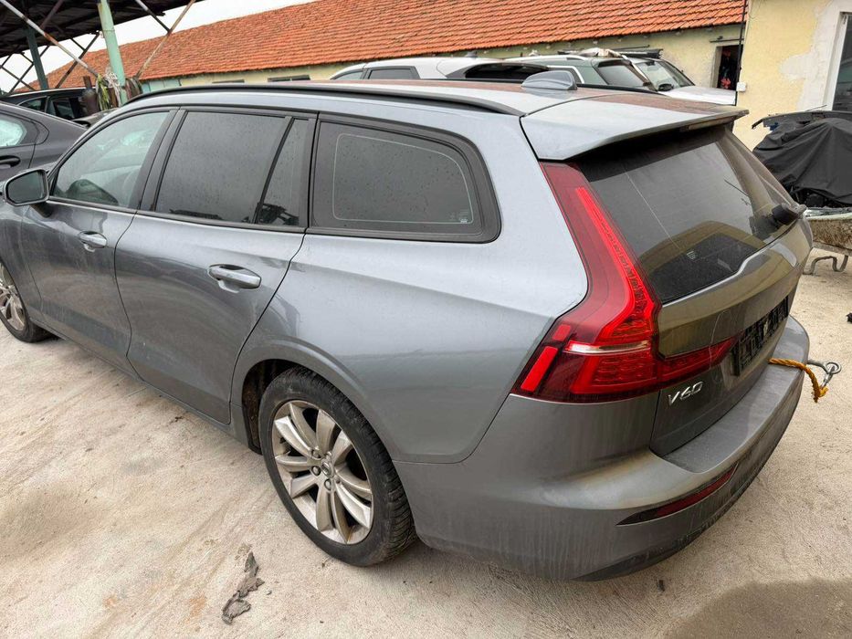 Volvo V60 2.0D 150HP-на части