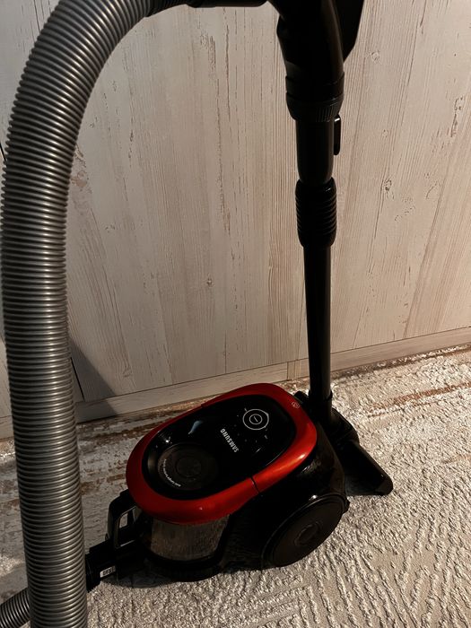 Продам пылесос Samsung