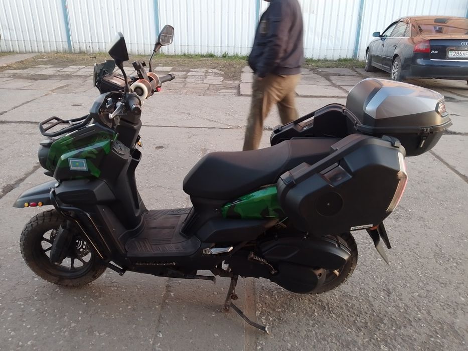 Продам скутер танк Т3