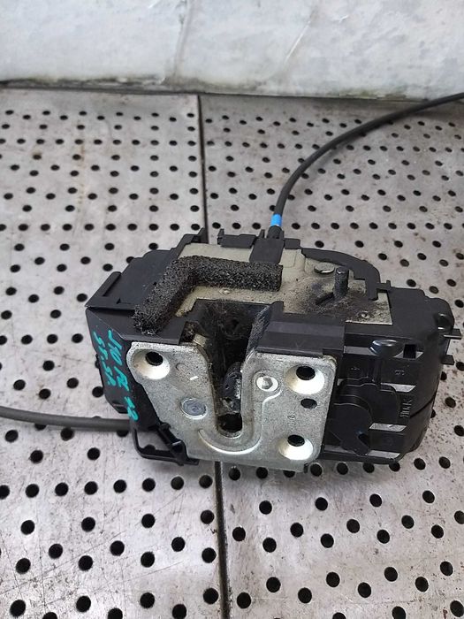 Broasca usa stanga spate nissan qashqai j10 + 2 facelift