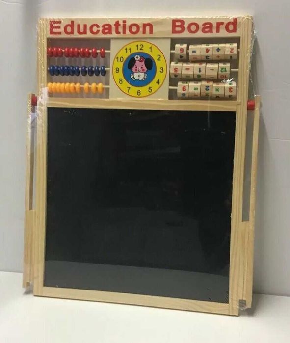 Дървена ученическа дъска с английска азбука и цифри,сметало и часовник