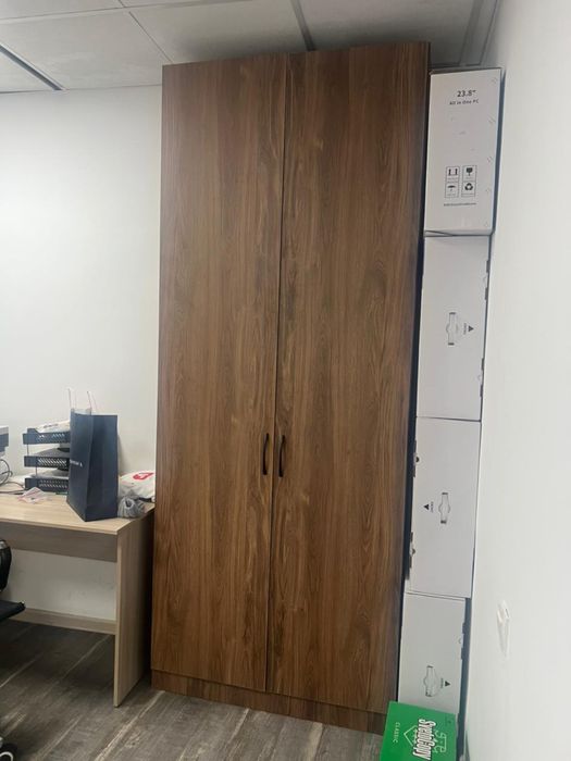 Продаем офисную мебель в отличном состоянии