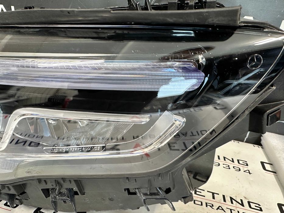 Фарове фар десен Mercedes GLA 247 class farove far Мерцедес ГЛА 247