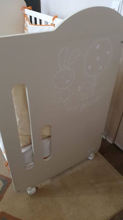 Детская кровать манеж