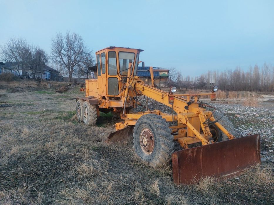 Автогрейдер дз-143 i  1988 г вып