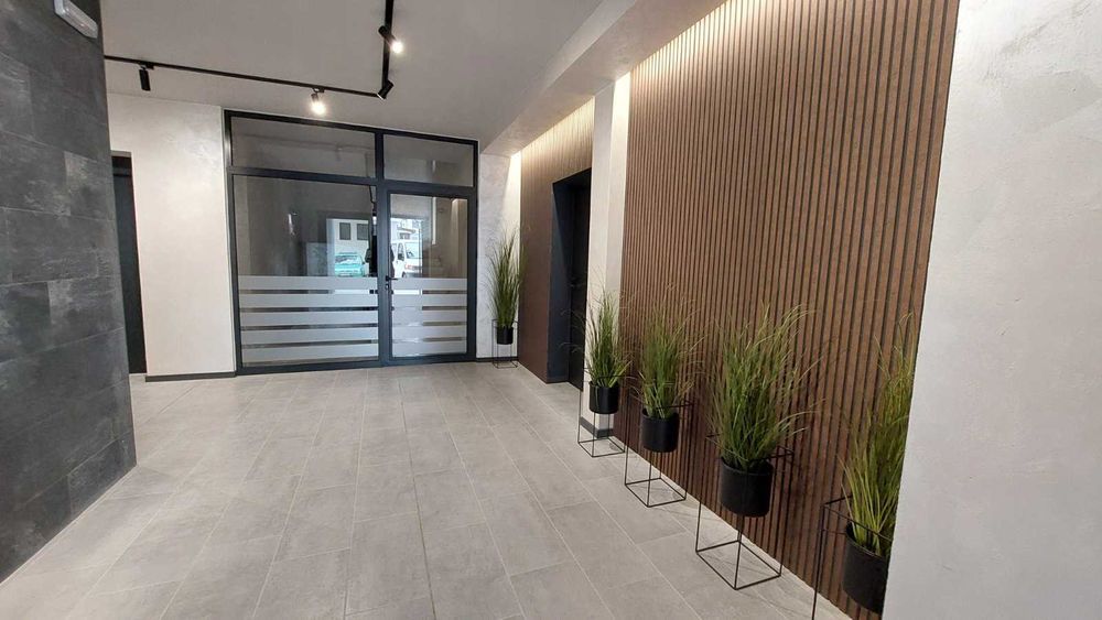 Дава се под наем Двустаен апартамент в Варна, ХЕИ - 75 кв.м за 612 € - Снимка #10