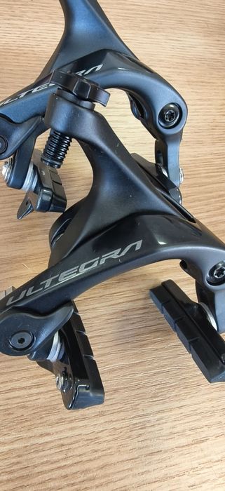 Комплект Шосейни спирачки Shimano Ultegra Front BR-R8000,Rear BR-R8100