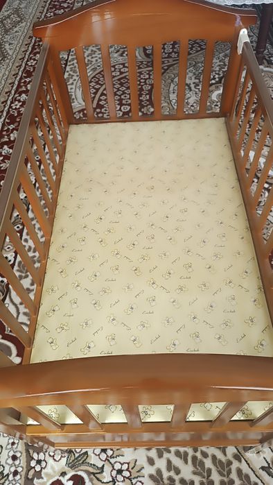 Bolalar kravati sotiladi