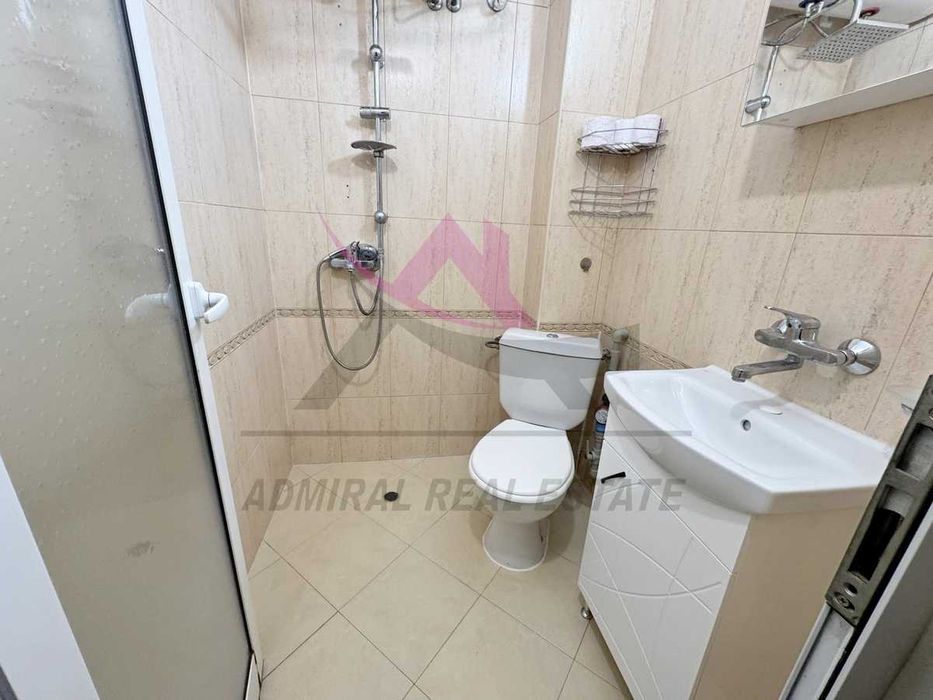 Дава се под наем Тристаен апартамент в Варна, Колхозен пазар - 60 кв.м за 562 € - Снимка #6