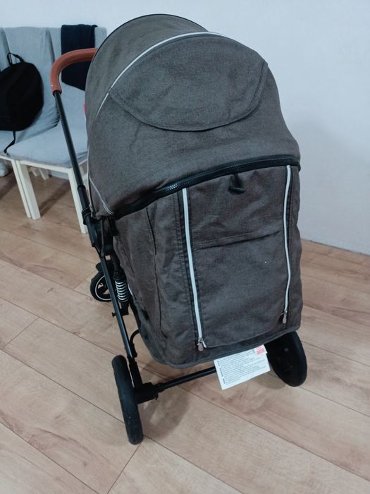 Продам детскую коляску