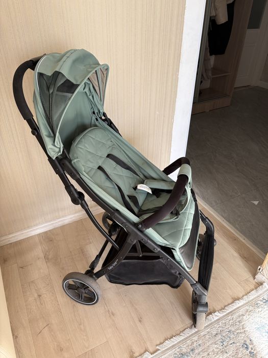 Коляска прогулочная