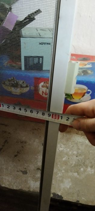 Продам москитную дверь