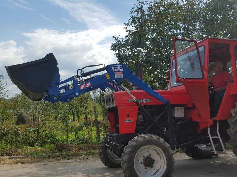 PROMO Incaractor frontal pentru tractoare mai mici de 70 cp. agro ct