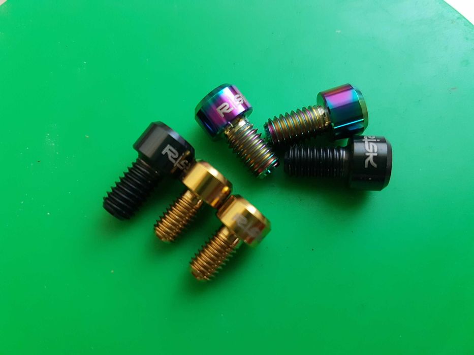 Set 2 diverse surub bicicleta m4 m5 m6 titanium suruburi risk cursiera frana 20 , 30 sau 40mm
