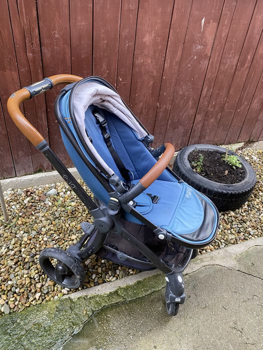 Basinet/Carucior Egg cu toate accesoriile incluse