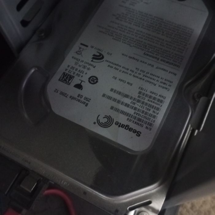 Цена договорная е