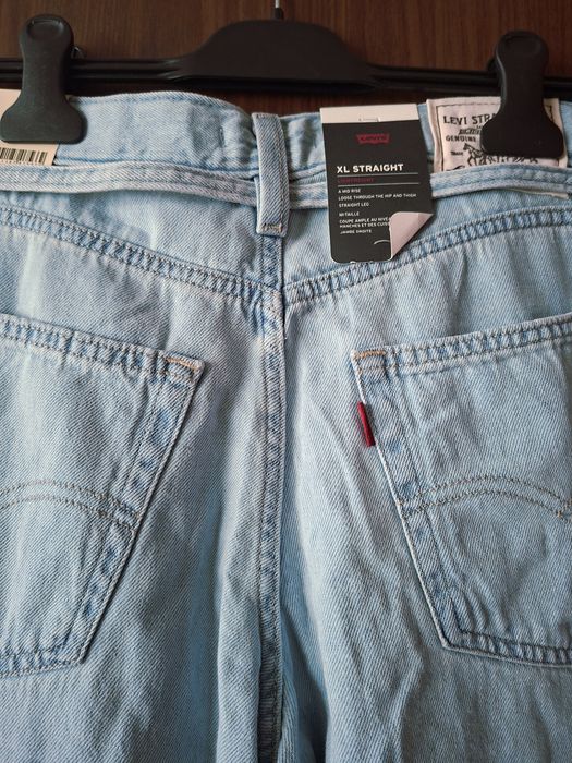 Оригинални дамски дънки Levi's