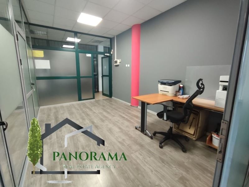 Продава се Офис в Шумен, Център - 37 кв.м за 1000 €/кв.м - Снимка #5