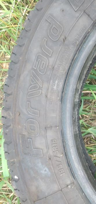 Продам шины на ниву 185/75 16