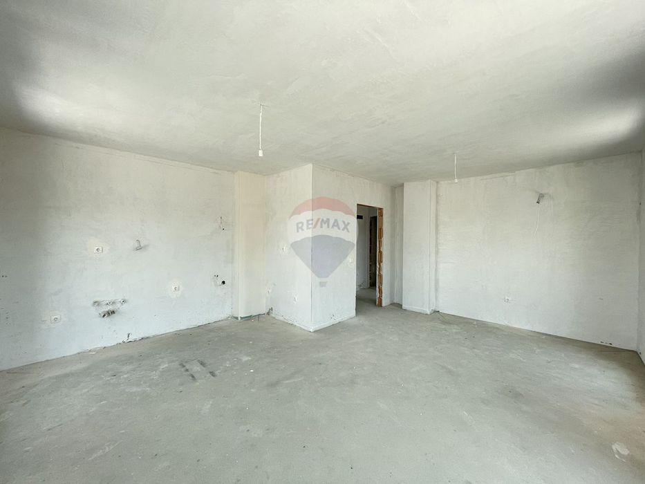 Продава се Двустаен апартамент в Варна, Аспарухово - 111 кв.м за 1113 €/кв.м - Снимка #2