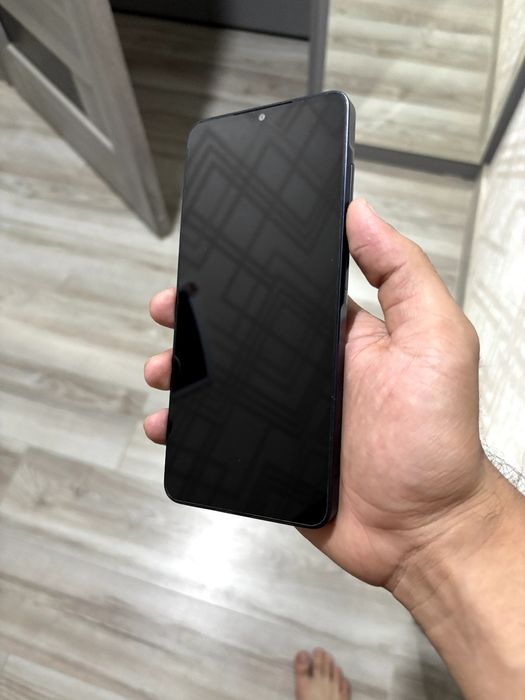 Samsung A06 4/128 gb sotiladi