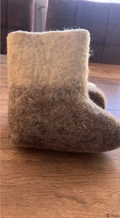 Продам детские валенки