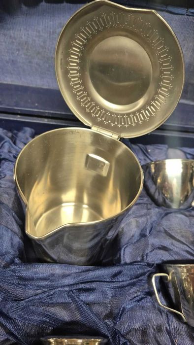 Винтидж комплект за кафе и чай от неръждаема стомана - чаши и каничка