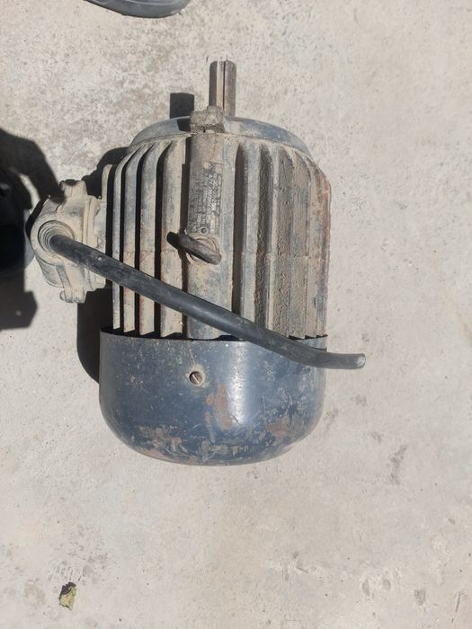 Elektodvigatel sotiladi