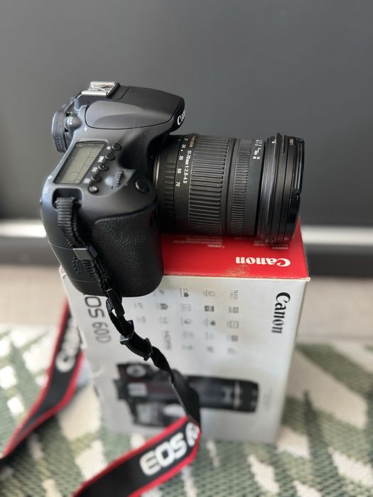Canon 60D + Sigma 17-70mm F2.8-4.5 DC Macro – много запазен комплект
