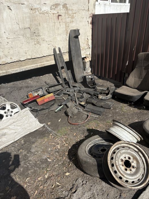 Продам  запчаст 2107 срочно