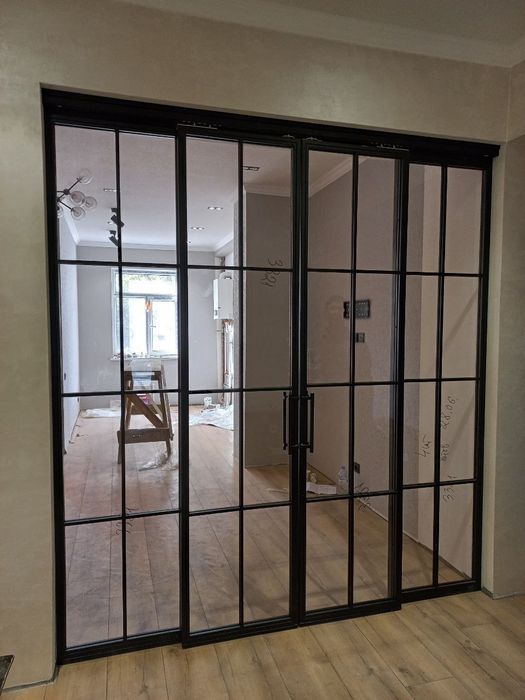 Межкомнатные стеклянные перегородки