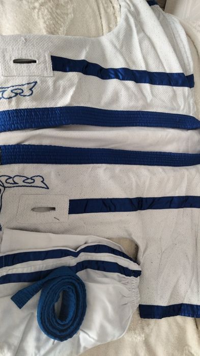 Продам кимано за 11 тысяч обмен тока на жоский диск