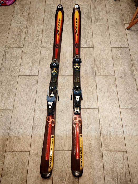 Skiuri Salomon 170 cm cu legaturi
