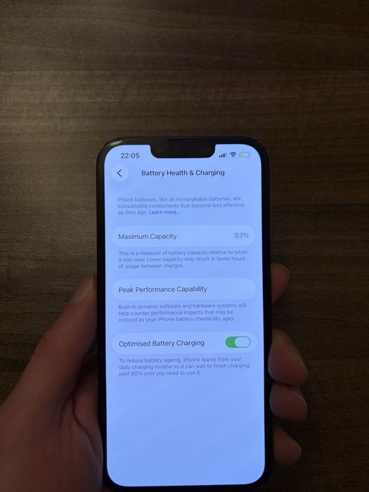 Vand iPhone 13 Midnight 128GB cu husa, accesorii si cutia originala