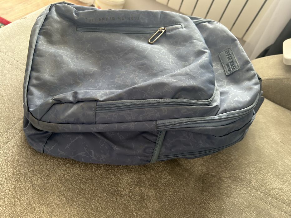 Школьный рюкзак