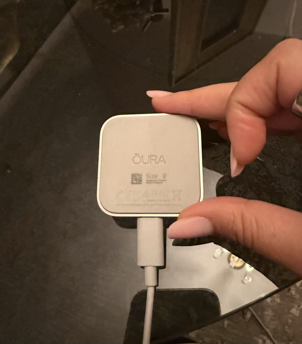 Incarcator/charger Oura 4