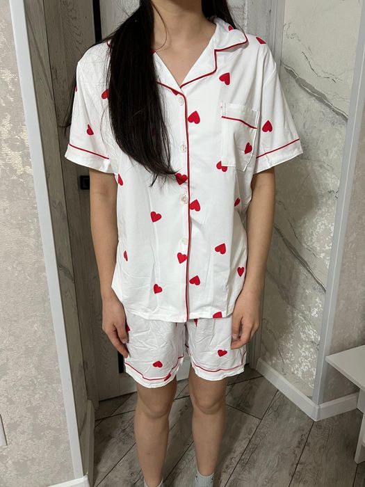 Продаю пижамки .