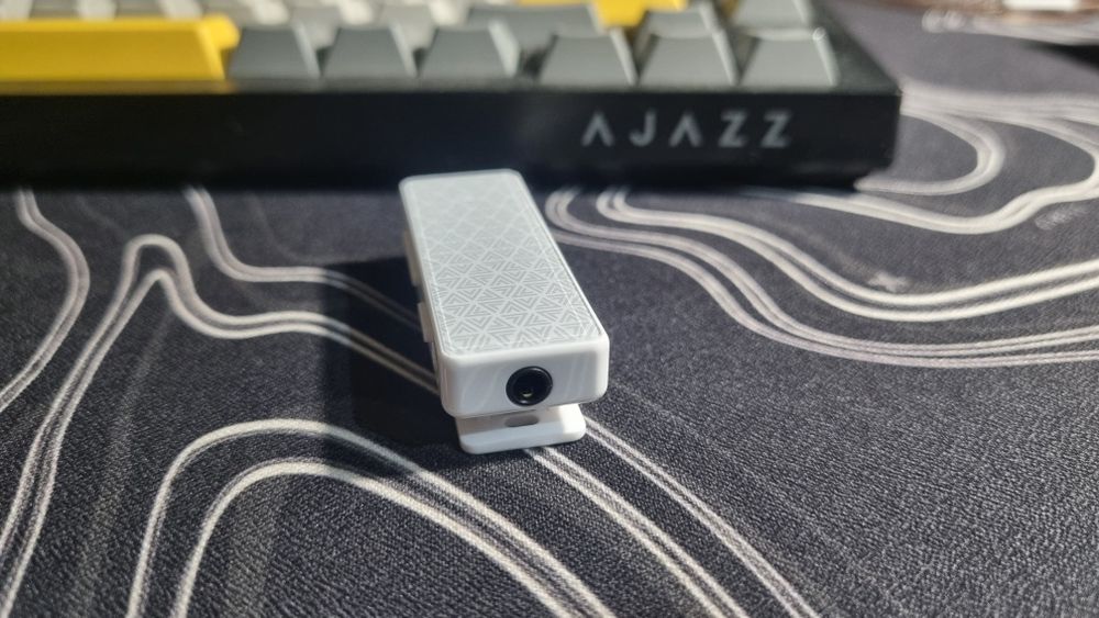 Продаю цап FIIO BTR11