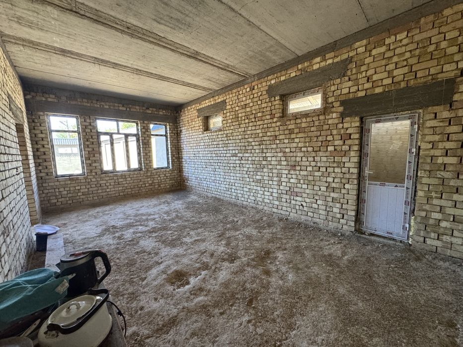 Участка дом продоется Чирчик 500 ка, 2 этаж, 6 ком, 198м2, 3 сотих