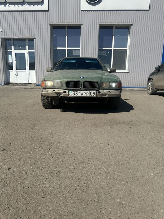 Продоется BMW e38