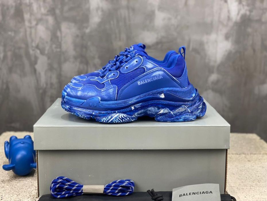 Balenciaga Triple S “blue”