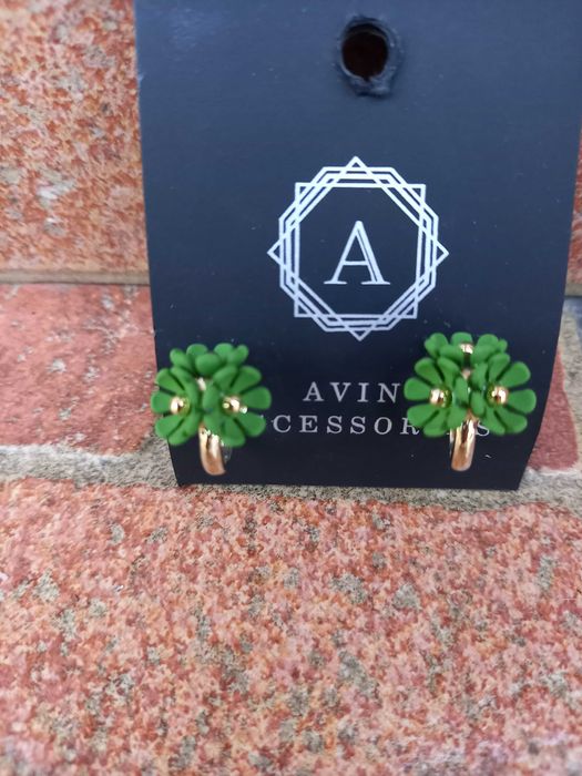 Дамски нови обеци