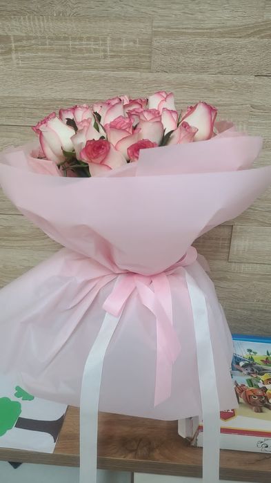 Букет роз 33 штуки